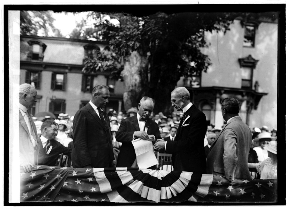 Dedication of Masonic Temple, 7-15-22 LCCN2016846568