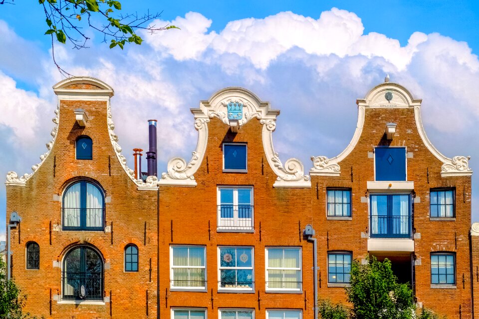 Facade brick architecture