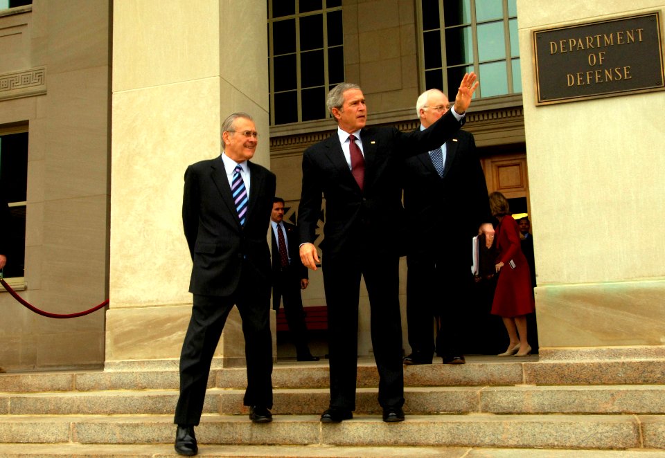 Defense.gov News Photo 060104-N-0696M-119