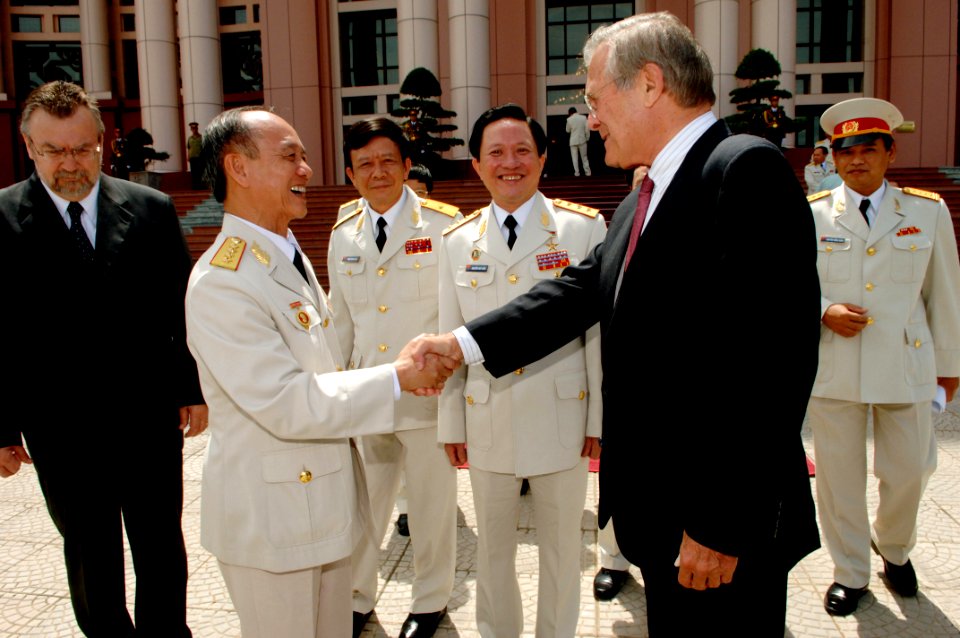 Defense.gov News Photo 060505-N-0696M-160