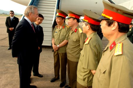 Defense.gov News Photo 060604-N-0696M-465