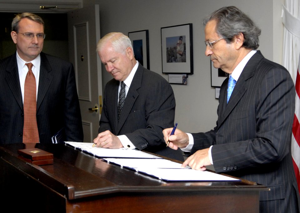 Defense.gov News Photo 080408-N-2855B-054