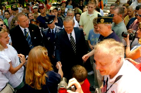 Defense.gov News Photo 060529-N-0696M-097