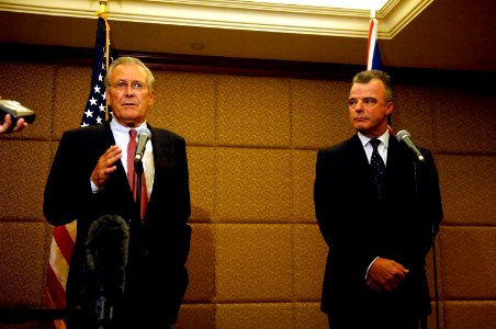 Defense.gov News Photo 060603-N-0696M-195