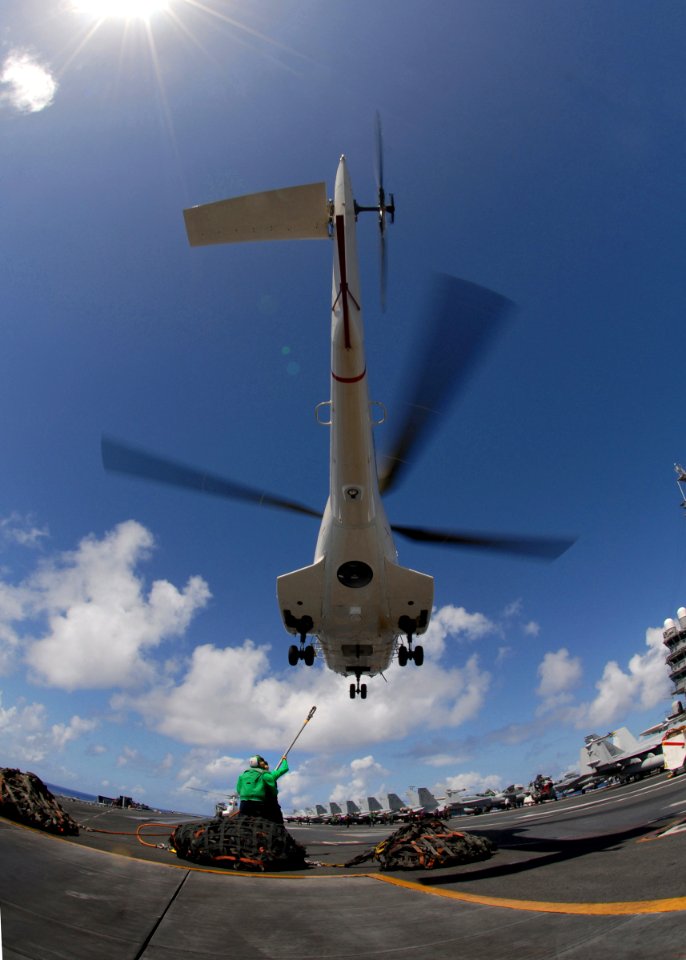 Defense.gov News Photo 080405-N-7981E-502
