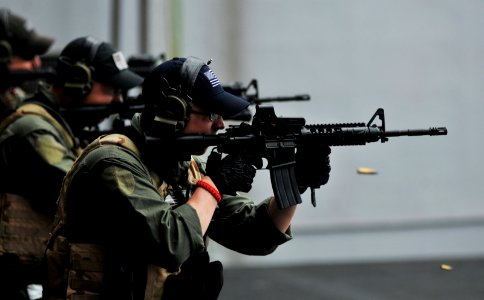 Defense.gov News Photo 080727-N-7981E-174