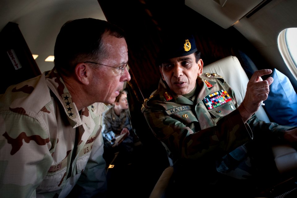 Defense.gov News Photo 100724-N-0696M-092 - Pakistani Chief of Army Staff Gen. Ashfaq Parvez Kayani points out a feature to Chairman of the Joint Chiefs of Staff Adm. Mike Mullen U.S. Navy