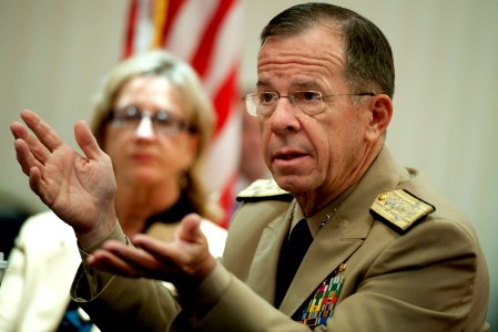 Defense.gov News Photo 100826-N-0696M-106 - Chairman of the Joint Chiefs of Staff Adm. Mike Mullen U.S. Navy conducts a round table discussion with Detroit business and community leaders on