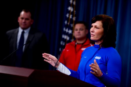 Defense.gov News Photo 100920-N-0696M-101 - Retired U.S. Air Force Staff Sgt. Stacy Pearsall addresses the media announcing the 2nd annual Warrior Games to be held in Colorado Springs Colo.