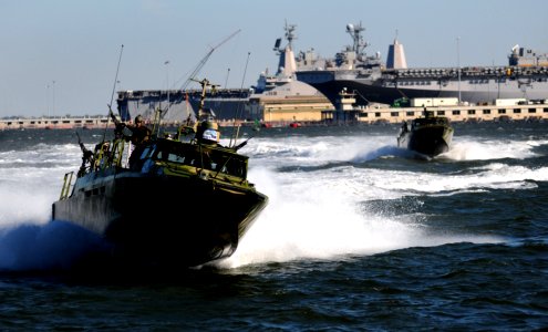 Defense.gov News Photo 101022-N-9928E-634 - U.S. Navy sailors with Riverine Group 1 conduct maneuvers aboard a Riverine Command Boat Experimental RCB-X during an alternative fuels