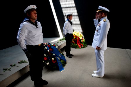 Defense.gov News Photo 110609-N-TT977-146 - Chairman of the Joint Chiefs of Staff Adm. Mike Mullen lays a wreath at the Bundeswehr Memorial in Berlin Germany on June 9 2011. The memorial photo