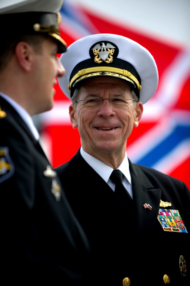 Defense.gov News Photo 110507-N-TT977-261 - Chairman of the Joint Chiefs of Staff Adm. Mike Mullen U.S. Navy tours the Russian corvette Steregushchiy in Petersburg Russia on May 7 2011