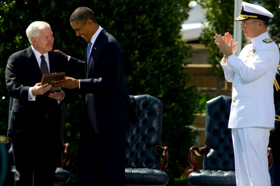 Defense.gov News Photo 110630-N-TT977-137 - President Barack Obama presents Secretary of Defense Robert M. Gates with the Presidential Medal of Freedom at an Armed Forces Farewell Tribute
