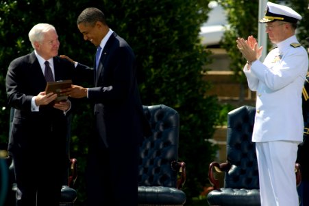 Defense.gov News Photo 110630-N-TT977-137 - President Barack Obama presents Secretary of Defense Robert M. Gates with the Presidential Medal of Freedom at an Armed Forces Farewell Tribute