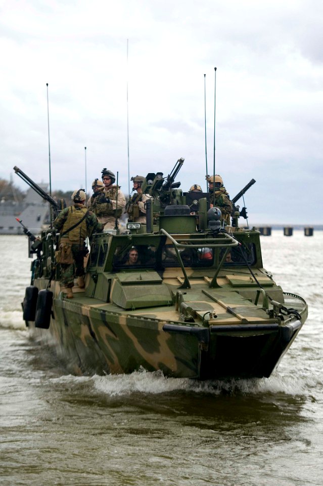 Defense.gov News Photo 111207-N-PC102-143 - U.S. Marines with Riverine Squadron 1 conduct patrol and interdiction operations aboard Riverine Command Boat 804 off the coast of Newport News