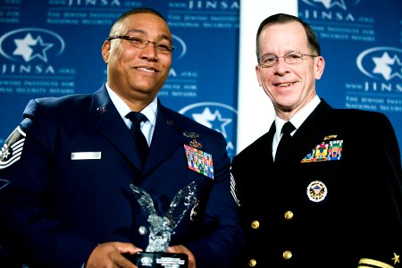 Defense.gov photo essay 081208-N-0696M-405
