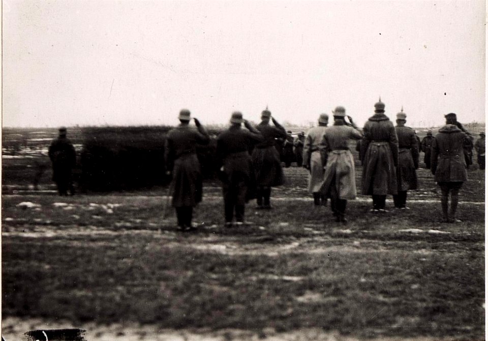 Defilierung der deutschen Truppen bei der 2.Infanteriedivision (BildID 15709016)