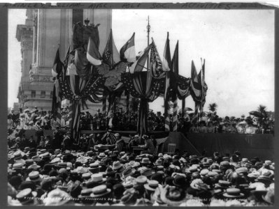 Delivering the address-President's Day LCCN91787247