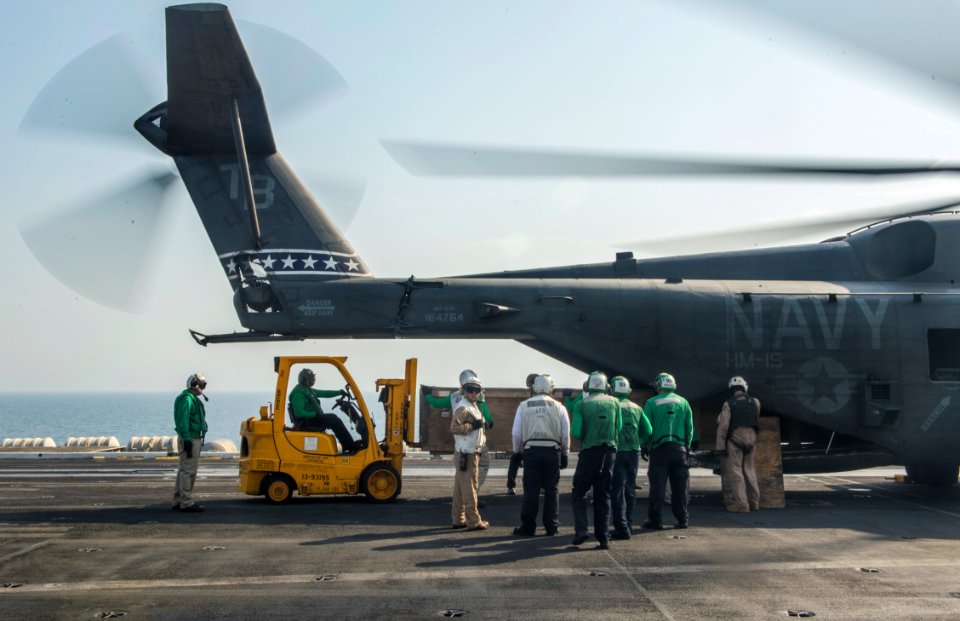 Delivery at Sea 150813-N-TB410-252