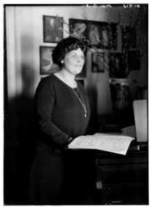 Della Baker LCCN2014717151