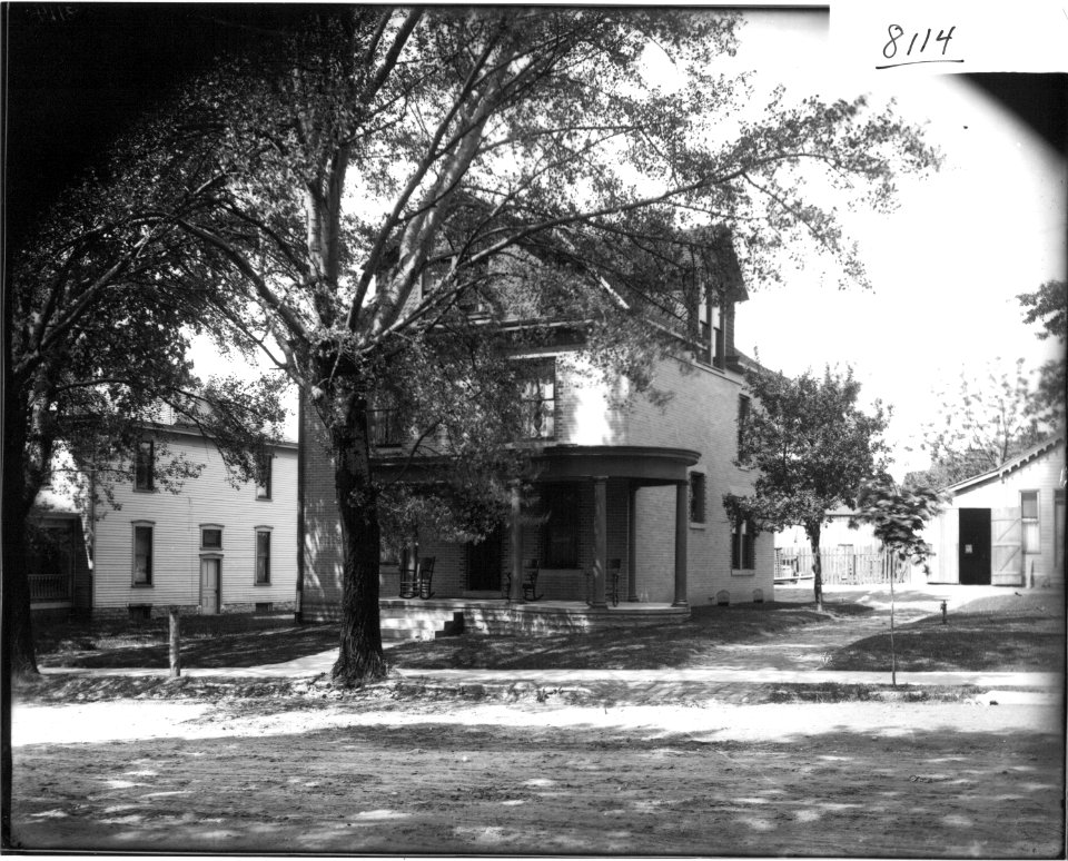Delta Kappa Epsilon fraternity house 1907 (3195487152)