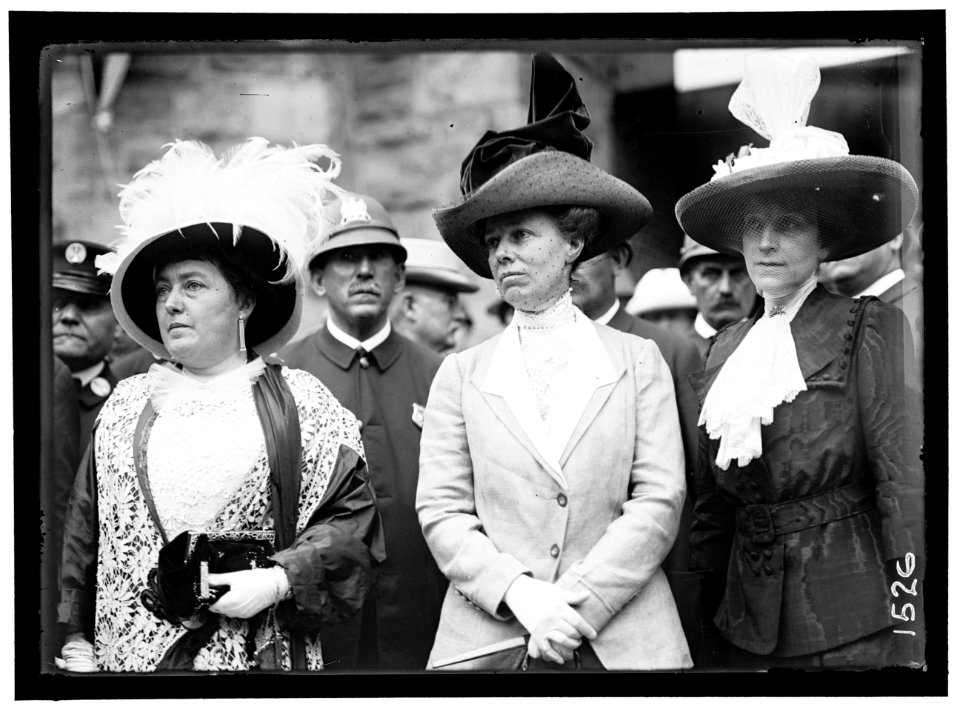 DEMOCRATIC NATIONAL CONVENTION. MRS. NORMAN E. MACK; MRS. WILLIAM H. TAFT; MRS. HUGH WALLACE LCCN2016863939