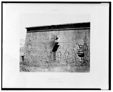 Dendérah (Tentyris) - Temple d'Athôr - face postérieure - Félix Teynard. LCCN2001695269