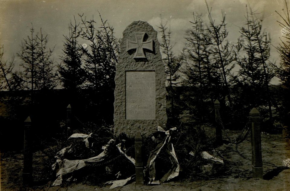 Denkmal für die gefallenen deutschen Helden in Siemikowze. (BildID 15522127)