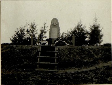 Denkmal für gefallene deutsche Helden in Siemikowze. (BildID 15523429)