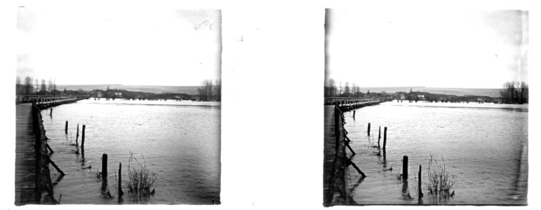 Dieue. Passerelle sur la Meuse - Fonds Berthelé - 49Fi671
