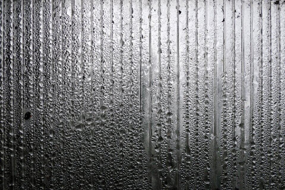 Double glass bad weather precipitate