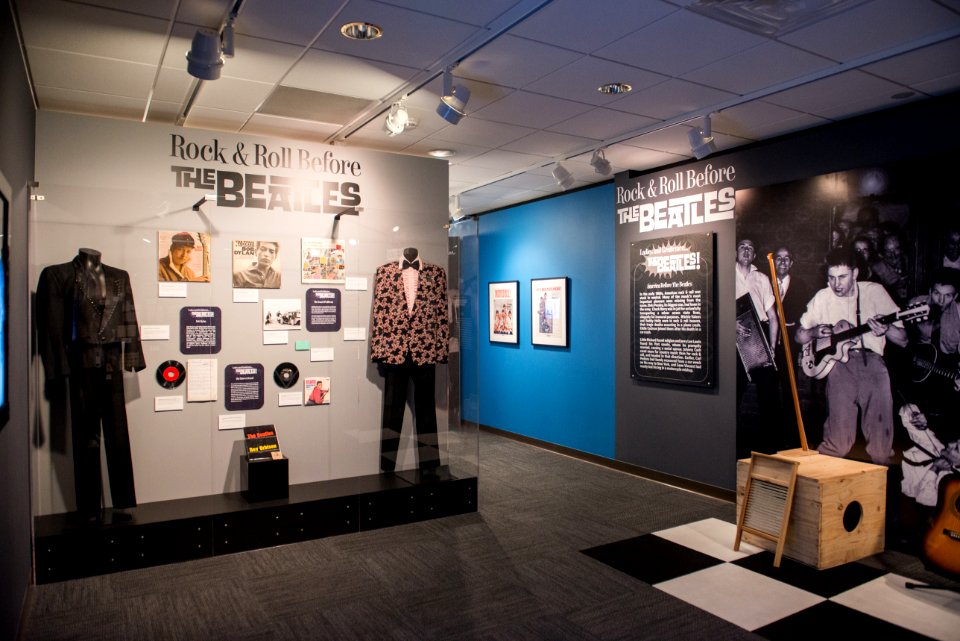 DIG13766-014 - Ladies and Gentlemen... the Beatles! exhibit at LBJ Presidential Library, Austin, TX, 2015-06-23 16.13.36