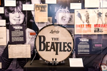 DIG13762-001 - Ladies and Gentlemen... the Beatles! exhibit at LBJ Presidential Library, Austin, TX, 2015-06-12 10.55.39