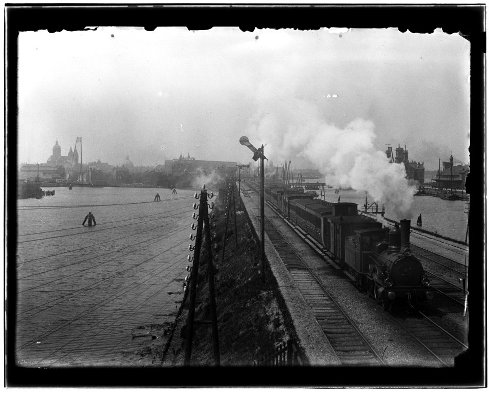 Dijksgracht (links) Jacob Olie (max res)