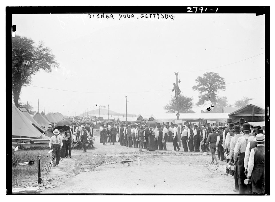 Dinner Hour - Gettysburg LCCN2014693830