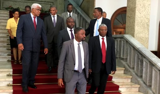 Dirigentes dos partidos da oposição visita SG