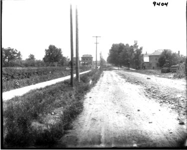 Dirt road near C.H.and D. Railroad Crossing 1909 (3195984555)