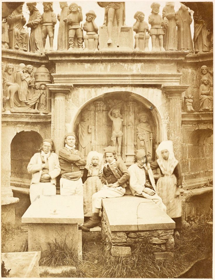 Disderi Cimetière de Plougastel groupe de paysans