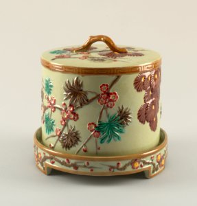 Dish And Cover (England), ca. 1880 (CH 18806101)