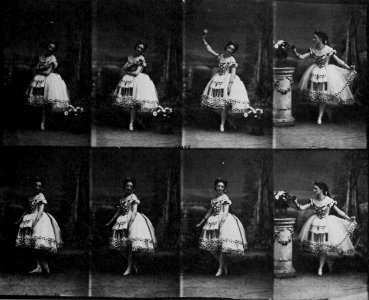 Disdéri, André Adolphe Eugène - Ungeschnittenes Blatt mit acht Ansichten von Marthe Muravieva (Zeno Fotografie)
