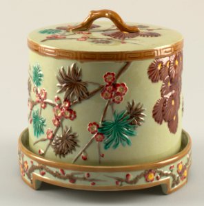 Dish And Cover (England), ca. 1880 (CH 18806101) (cropped)