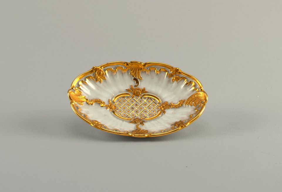 Dish, ca. 1840 (CH 18442641)