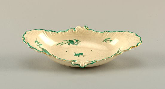 Dish, late 18th century (CH 18349855)