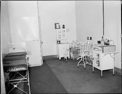 Dispensary at the mine office. The Pocahontas Corporation, 33-34 Mine, Bishop, Tazewell County, Virginia. - NARA - 540699