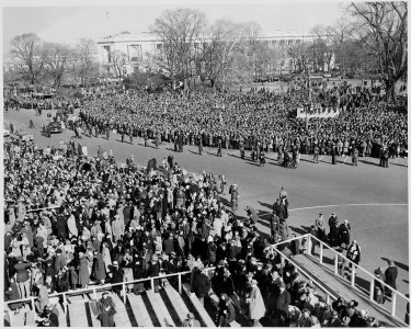 Distance view of the crowd at the inauguration of President Truman. - NARA - 199986 photo