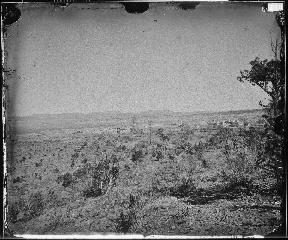 DISTANT VIEW OF FORT WINGATE, NEW MEXICO - NARA - 524261