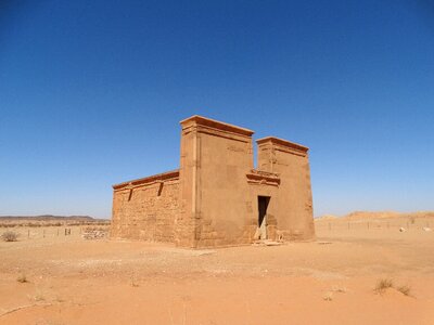 Archaeology trip sky