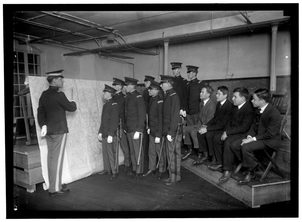 DISTRICT OF COLUMBIA PUBLIC SCHOOLS. HIGH SCHOOL CADETS; MILITARY INSTRUCTOR LCCN2016866672