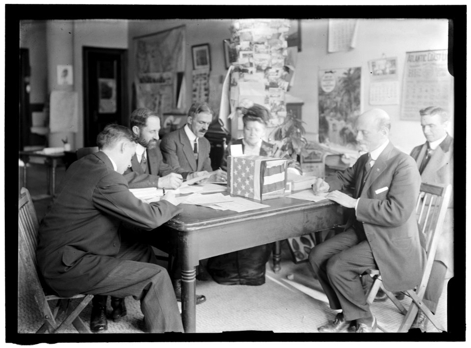 DISTRICT OF COLUMBIA. SUFFRAGE VOTING FOR DISTRICT LCCN2016864073