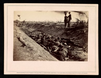 Ditch on right wing, where a large number of rebels were killed at the Battle of Antietam LCCN2014646926